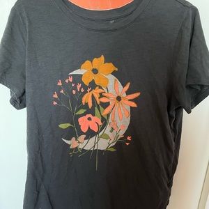 Old Navy Graphic Tee